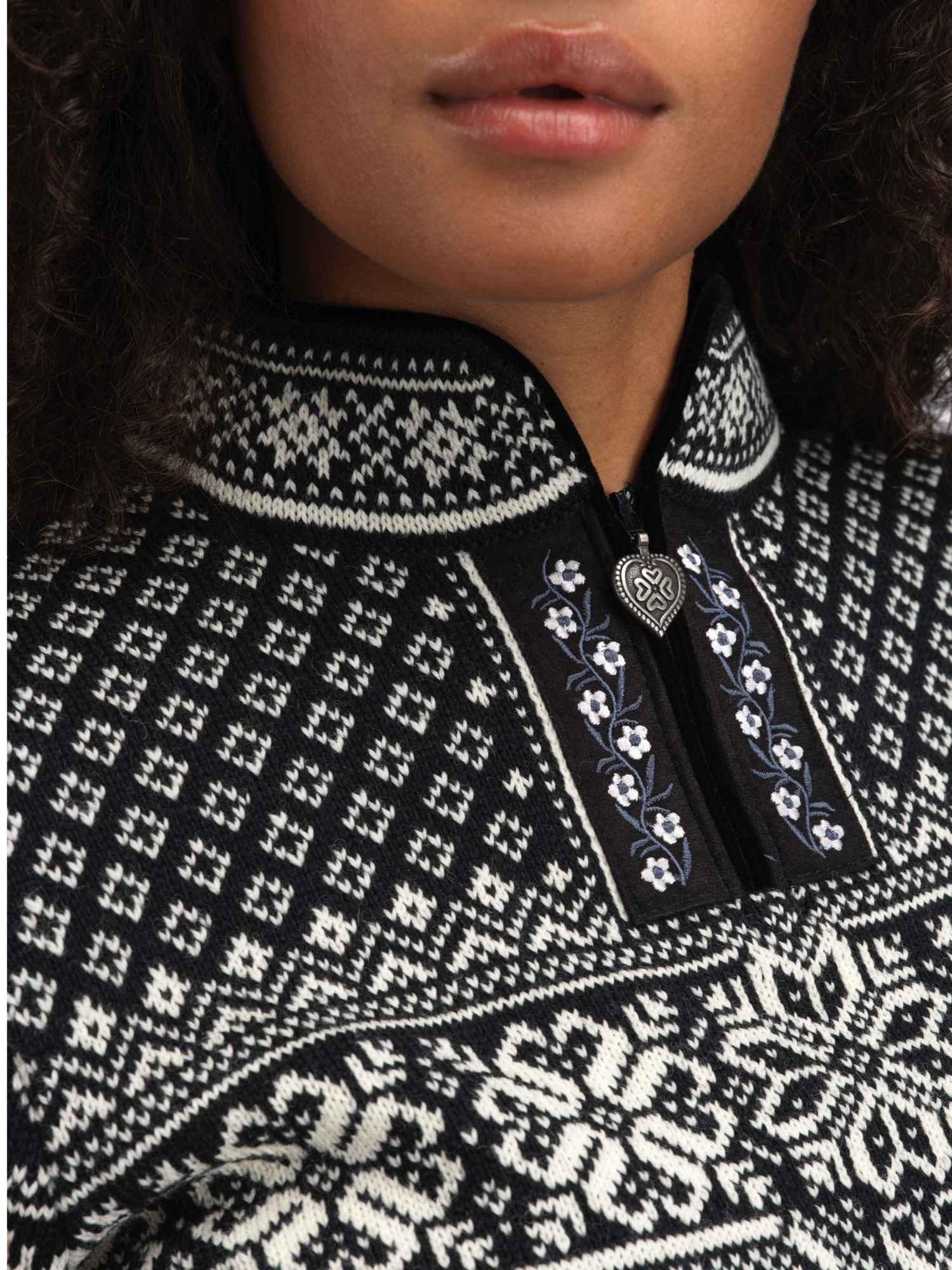 Peace ullgenser  Sort