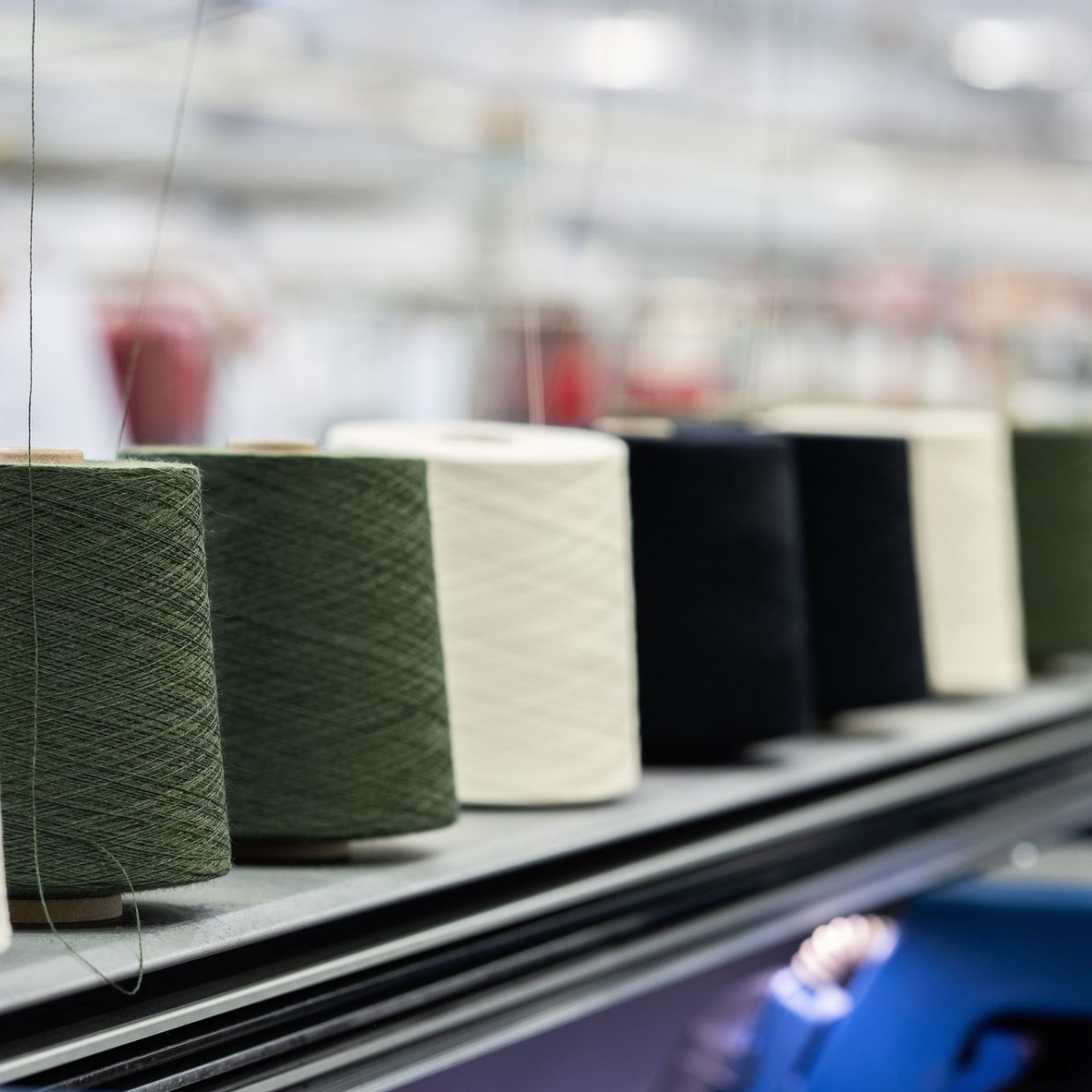 Dale garn fra fabrikken