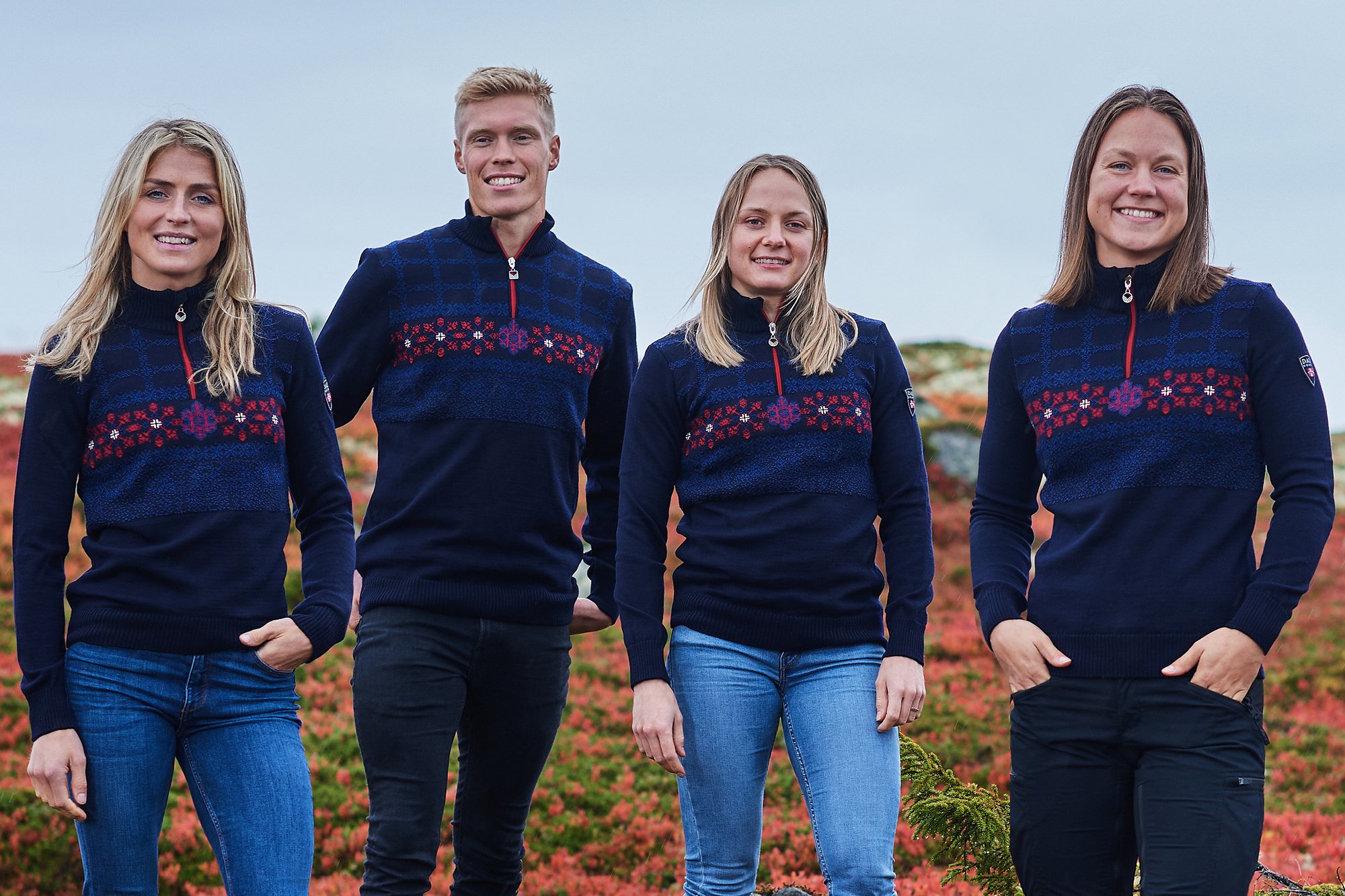 Ski-VM Oberstdorf, Tyskland  2021. Bildet: Norske langrennsut&oslash;vere i VM-genseren. Fra venstre: Therese Johaug, Martin L&oslash;wstr&oslash;m Nyenget, Maiken Caspersen Falla og Ane Appelkvist Stenseth.